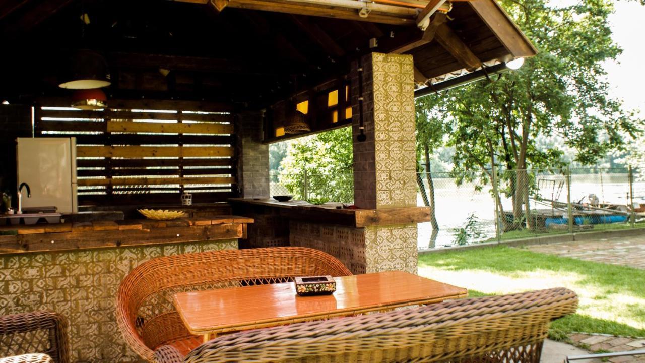 Apartamento Sárgarigó Élményház Szeged Exterior foto